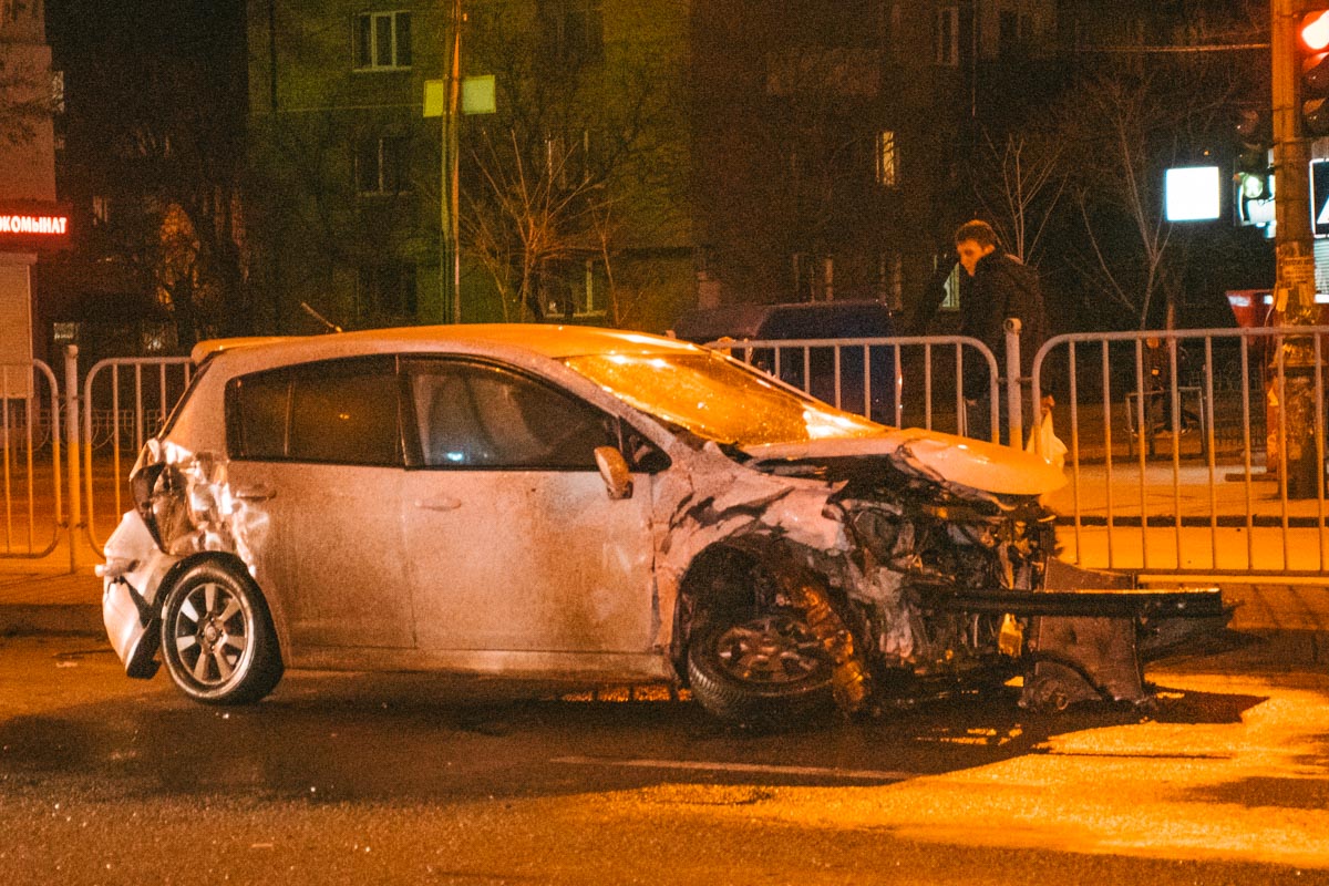 Экс-солистка «Лицея» Перова попала в ДТП после попытки суицида – СМИ